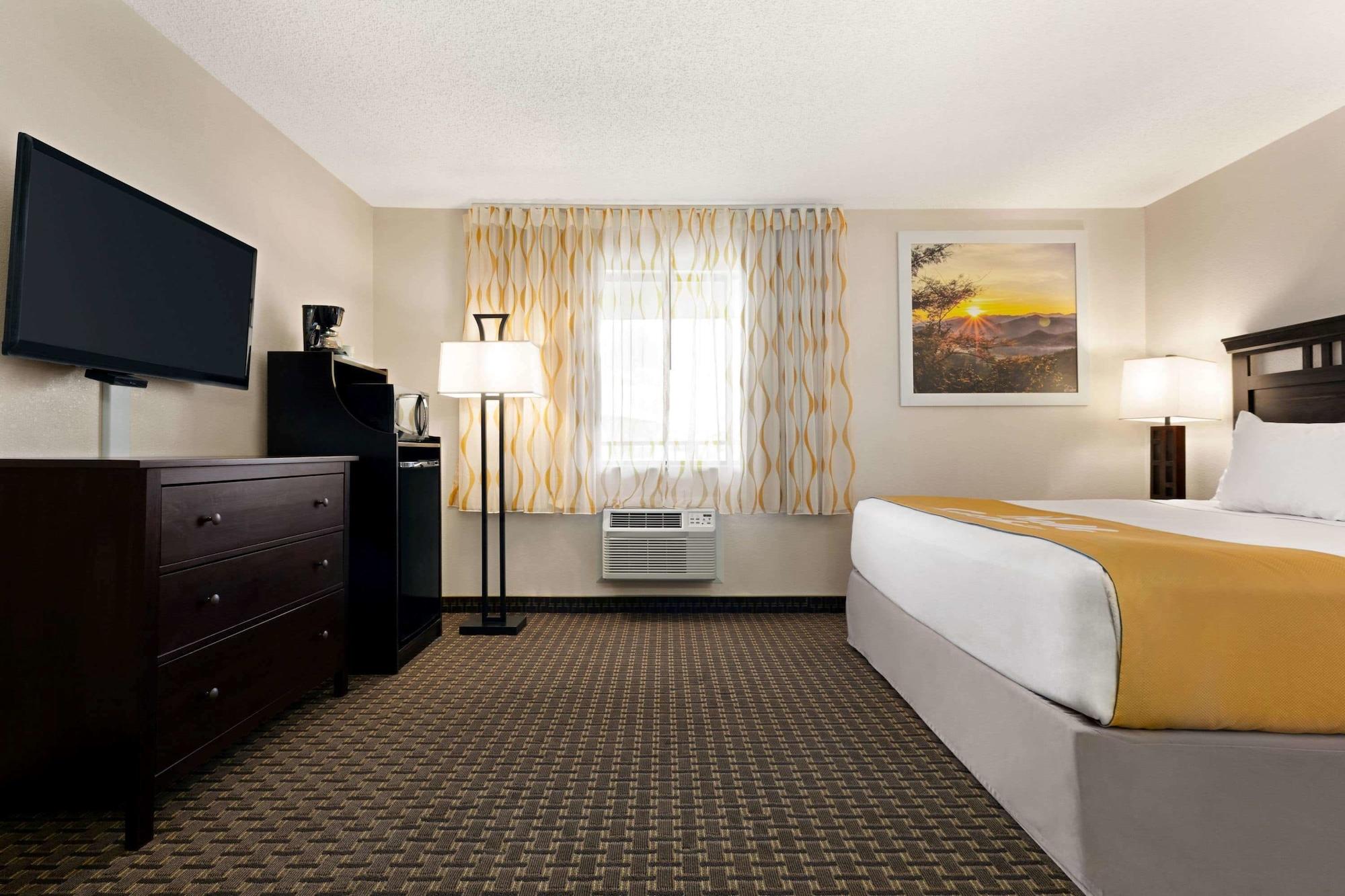 Days Inn By Wyndham Cortez Kültér fotó