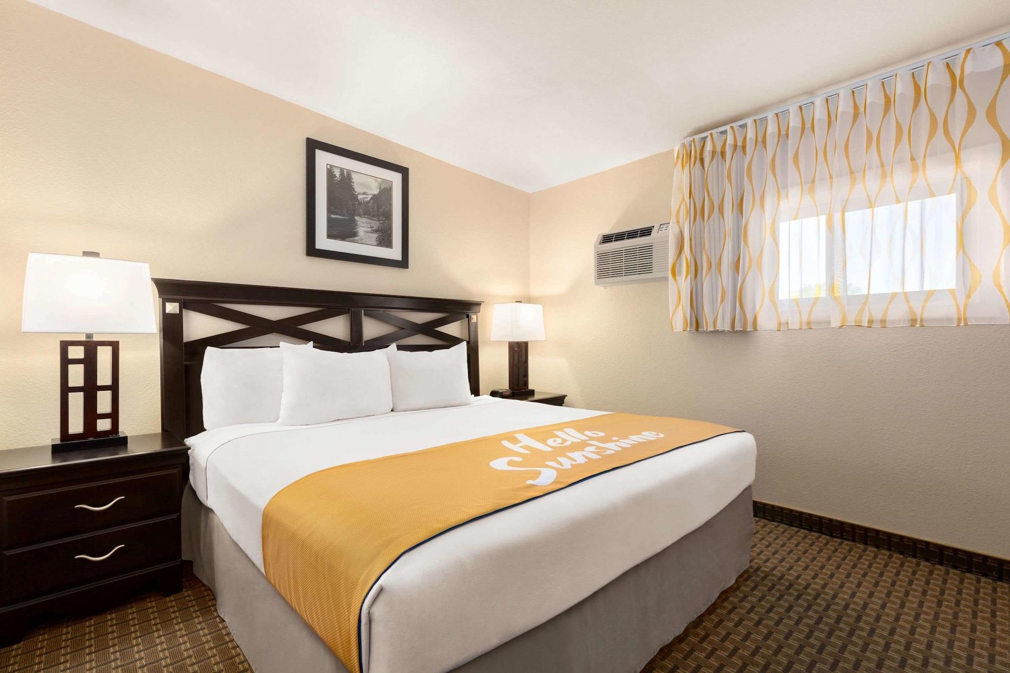Days Inn By Wyndham Cortez Kültér fotó