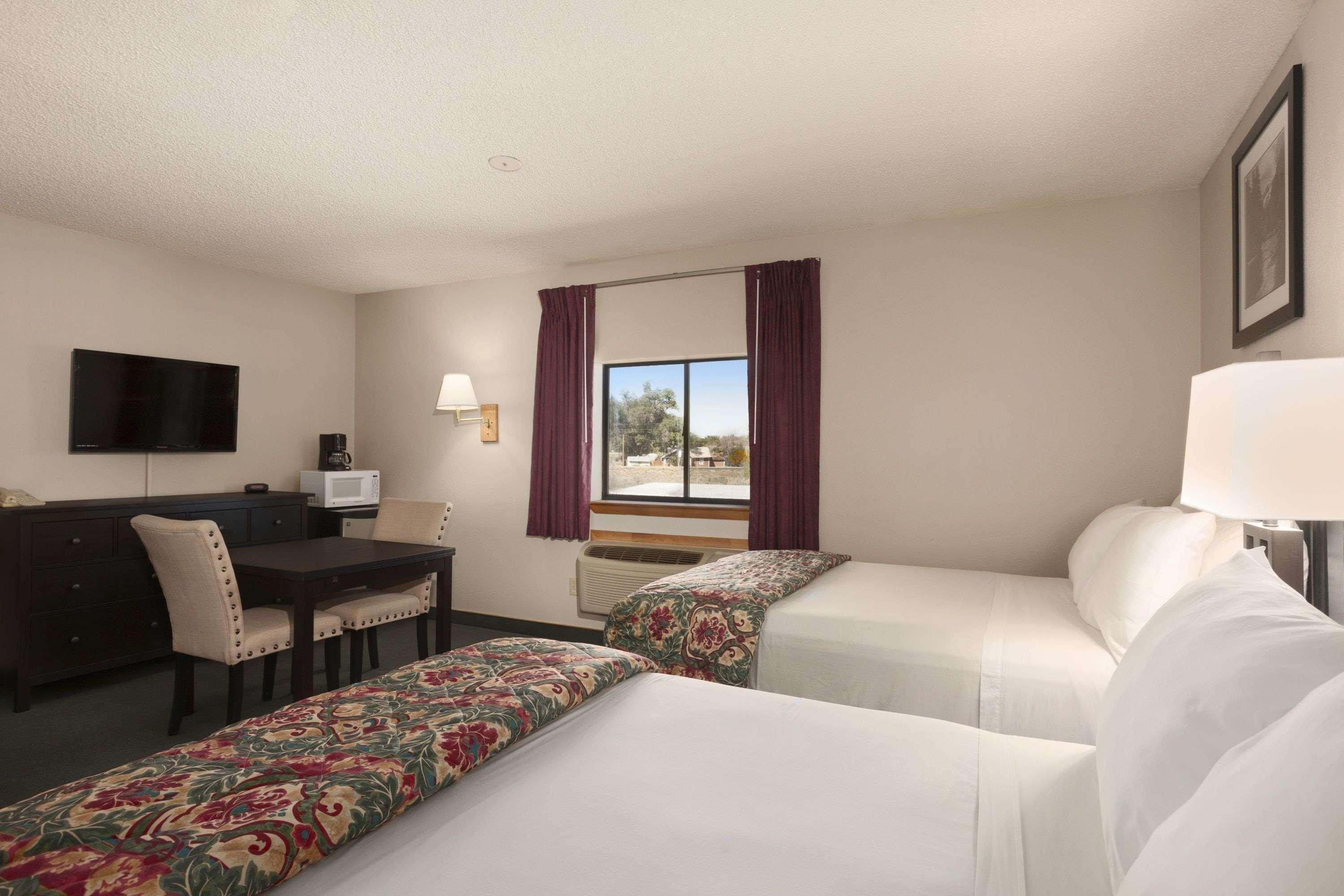 Days Inn By Wyndham Cortez Kültér fotó