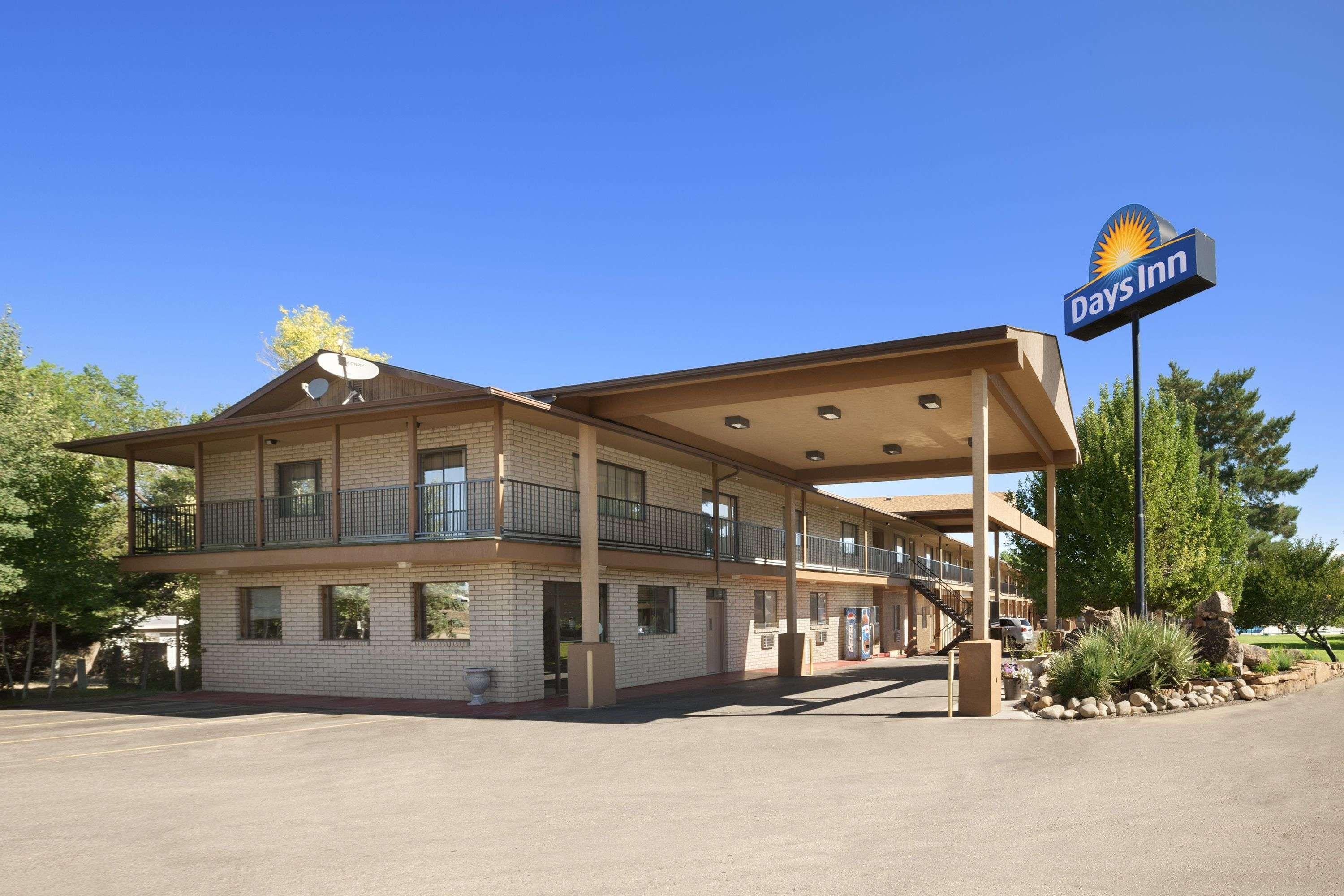 Days Inn By Wyndham Cortez Kültér fotó